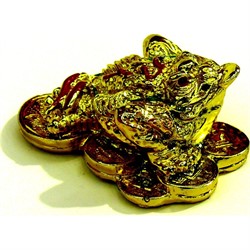 Жаба на монетах малая под золото (NS-430) из полистоуна - фото 116188