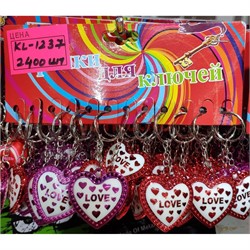 Брелок (KL-1237) сердце Love пластмасса 120 шт/упаковка - фото 128215