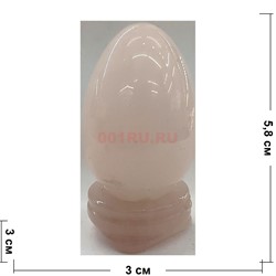 Яйцо из натурального розового кварца на подставке - фото 142090