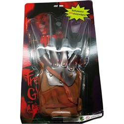 Прикол "Рука Фреди Крюгера" - фото 148523