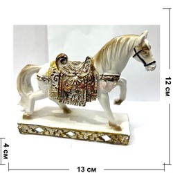 Лошадь на подставке из полистоуна (NS-227A) длина 13 см - фото 202960