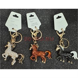 Брелок со стразами (KY-B-7) «Лошадка» и карабином 12 шт/упаковка - фото 221288