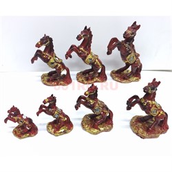 Набор лошадок 7-в-1 символ 2026 года цена за набор (цвет красный) - фото 221976