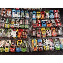 Брелок машинка (KY-48) машинка пластмассовая 12 шт/упаковка - фото 224445