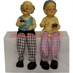 Фигурка с ножками (KL-373) Дед и Баба с чаем цена за пару (60 шт/кор) - фото 55113
