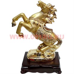 Фигурка Лошадь на деревянной подставке 20 см - фото 75232