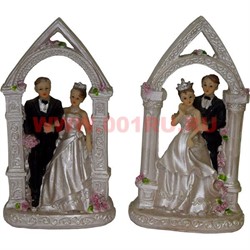 Жених с невестой под аркой (KL-1080) полистоун (144 шт/кор) - фото 76139