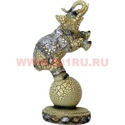Слон на шаре из полистоуна (35 см высота)