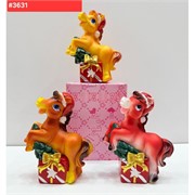 Копилка светящаяся из полистоуна Лошадь с подарками (3631)
