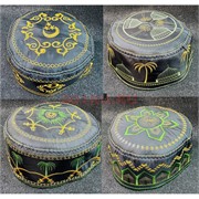 Тюбетейка мусульманская черная с узорами