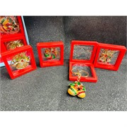 Брелок с карабином (B-61) новогодний в органайзере 12 шт/упаковка