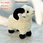 Игрушка музыкальная 20 см Козел Баран (6904) символ 2027 года