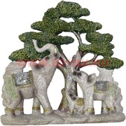 Семья слонов из полистоуна под деревом 28 см (ставится, вешается)