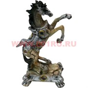 Лошадь на дыбах из полистоуна 17 см (DR123)