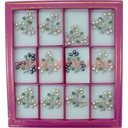 Брошь из речного жемчуга (стразы, нефрит), цена за 12 штук