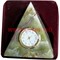 Часы из оникса "Пирамида" 10см в бархатной упаковке - фото 102427