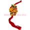 Браслет «красная нитка» и символ Ом большой цена за 12 шт - фото 87480